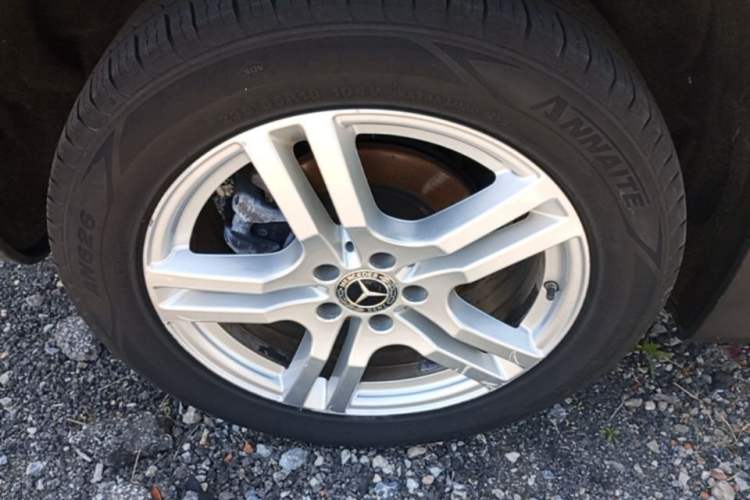Used Mercedes-Benz GLB 2021 GLB 200 Dynamic Edition Right Rear Wheel Hub