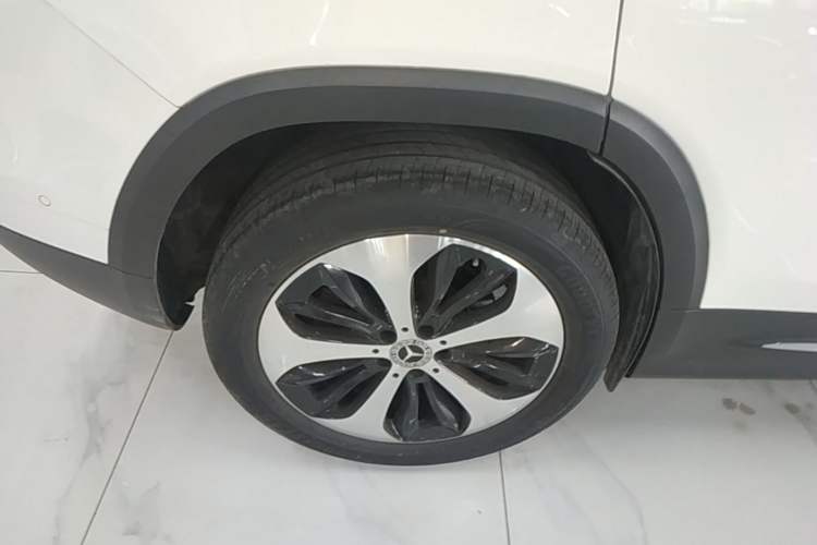 Used Mercedes-Benz GLB 2021 GLB 200 Fashion Model Right Rear Wheel Hub