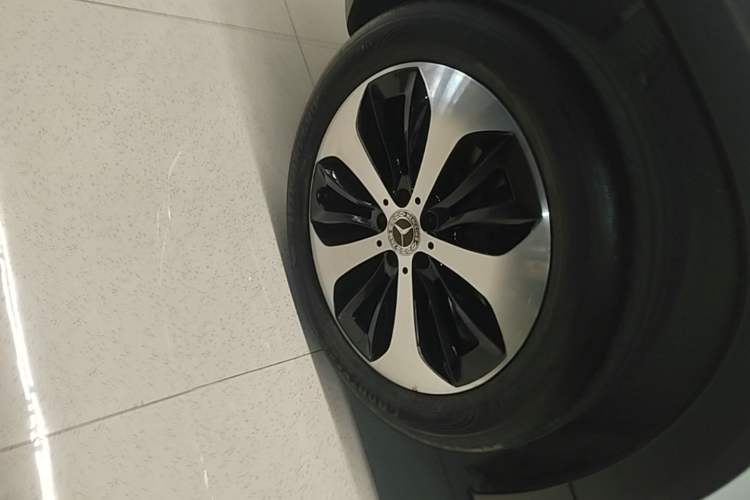 Used Mercedes-Benz GLB 2021 GLB 200 Fashion Model Right Rear Wheel Hub