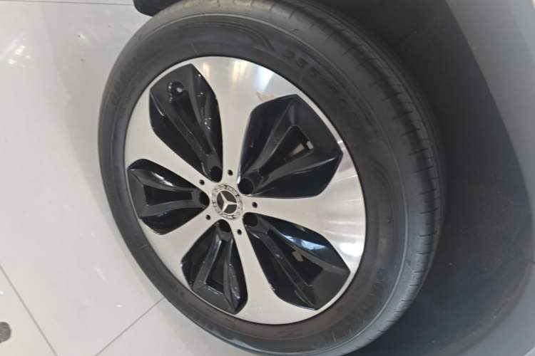 Used Mercedes-Benz GLB 2021 GLB 200 Fashion Model Right Rear Wheel Hub