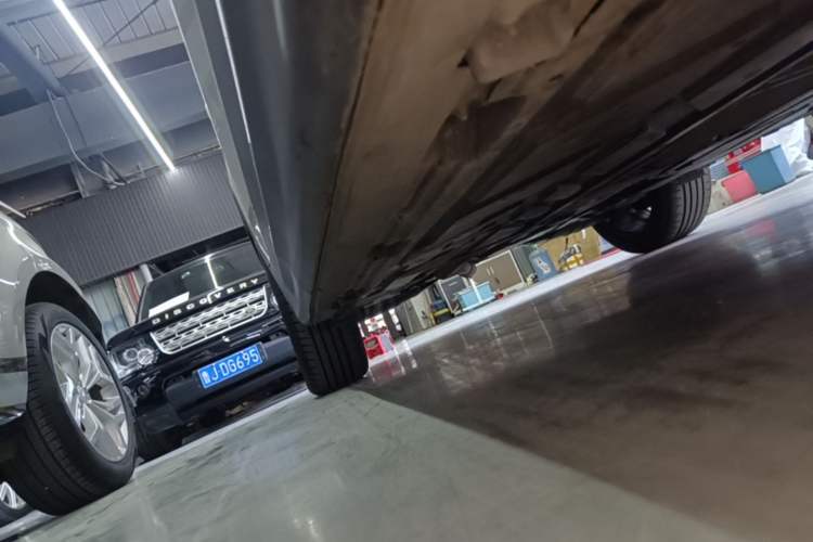 Used Mercedes-Benz GLB 2021 GLB 200 Fashion Model Right Side Sill