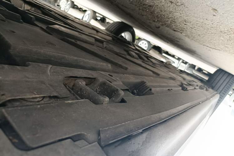 Used Mercedes-Benz GLB 2021 GLB 200 Dynamic Edition Right Side Sill