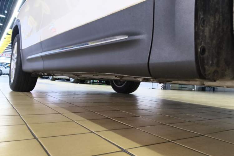 Used Mercedes-Benz GLB 2021 GLB 200 Dynamic Edition Right Side Sill