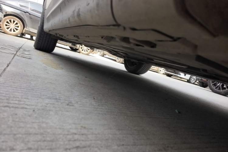 Used Mercedes-Benz GLB 2021 GLB 200 Fashion Model Right Side Sill