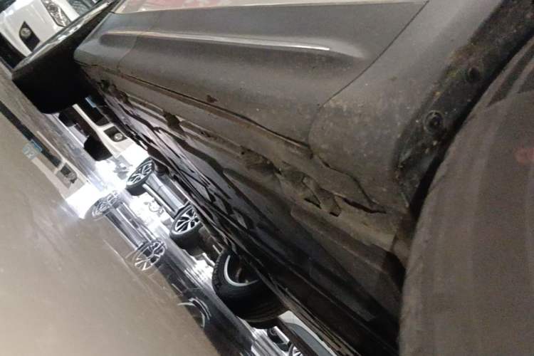 Used Mercedes-Benz GLB 2021 GLB 200 Dynamic Edition Right Side Sill