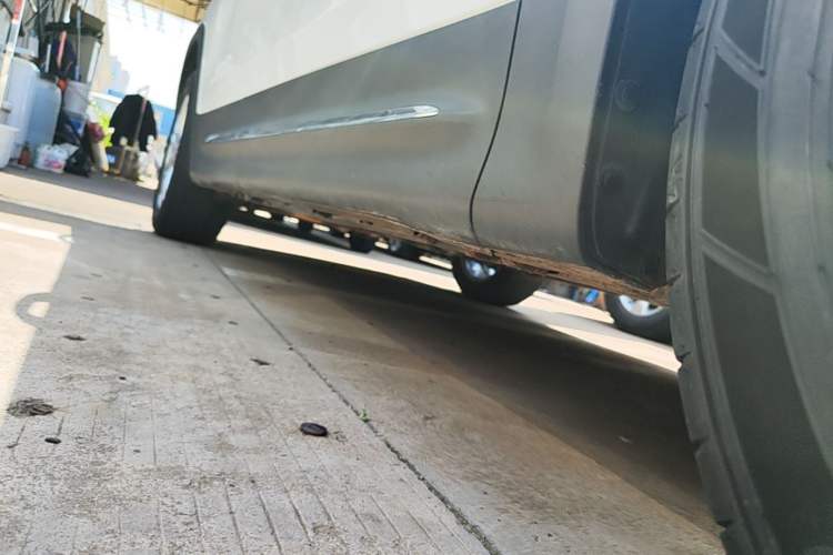 Used Mercedes-Benz GLB 2021 GLB 200 Dynamic Edition Right Side Sill