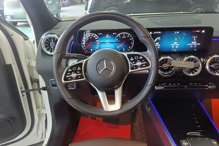 Used Mercedes-Benz GLB 2021 GLB 200 Fashion Model Steering Wheel
