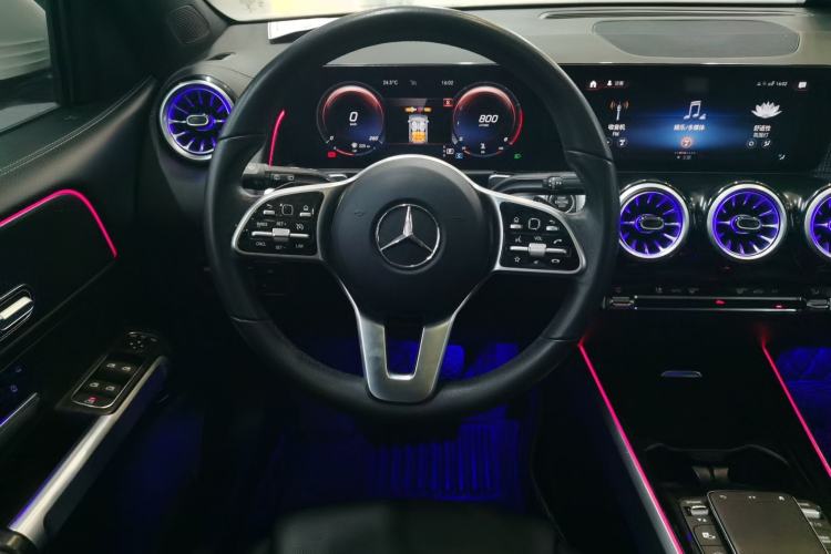 Used Mercedes-Benz GLB 2021 GLB 200 Dynamic Edition Steering Wheel