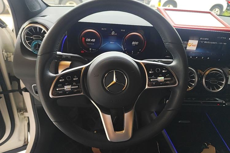 Used Mercedes-Benz GLB 2021 GLB 200 Dynamic Edition Steering Wheel