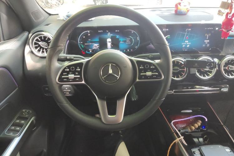 Used Mercedes-Benz GLB 2021 GLB 200 Fashion Model Steering Wheel