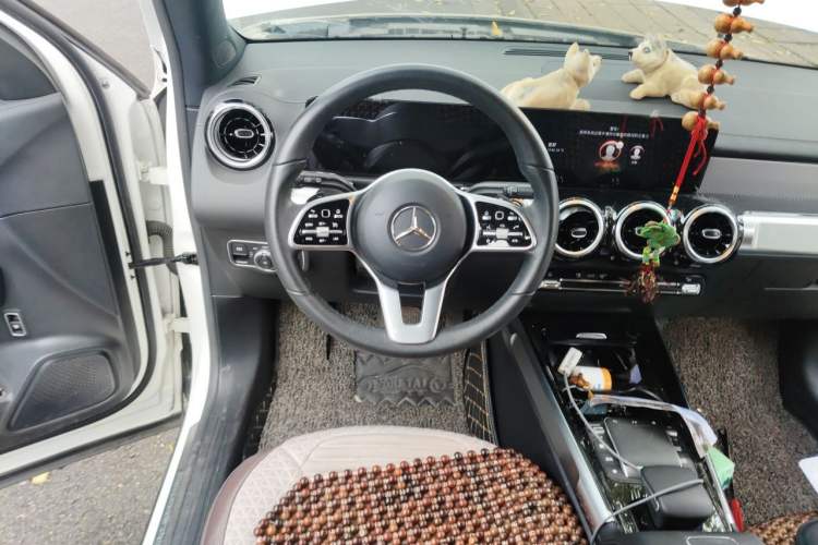 Used Mercedes-Benz GLB 2021 GLB 180 Fashion Model Steering Wheel
