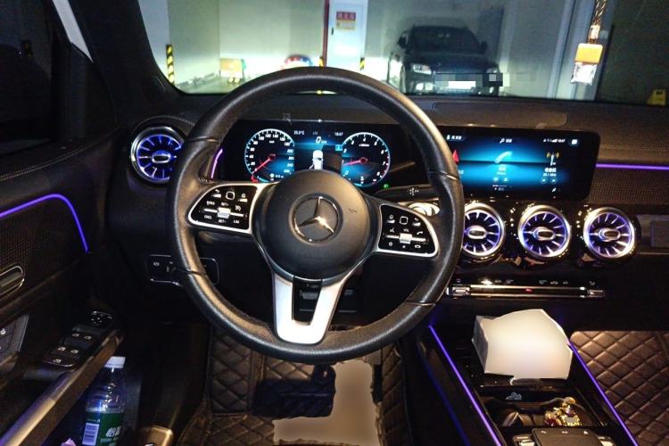 Used Mercedes-Benz GLB 2021 GLB 200 Dynamic Edition Steering Wheel