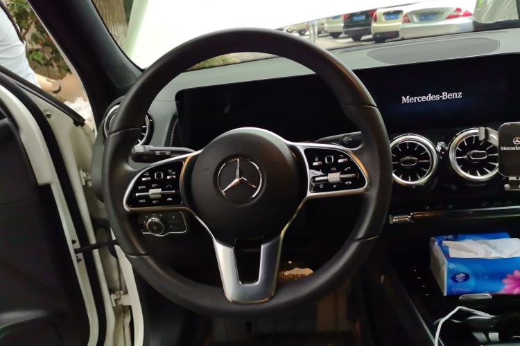 Used Mercedes-Benz GLB 2021 GLB 200 Dynamic Edition Steering Wheel