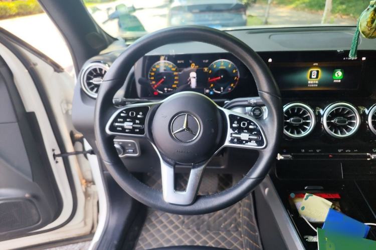 Used Mercedes-Benz GLB 2021 GLB 200 Fashion Model Steering Wheel
