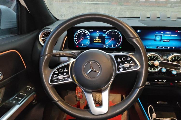 Used Mercedes-Benz GLB 2021 GLB 200 Dynamic Edition Steering Wheel