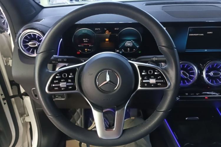 Used Mercedes-Benz GLB 2021 GLB 200 Dynamic Edition Steering Wheel