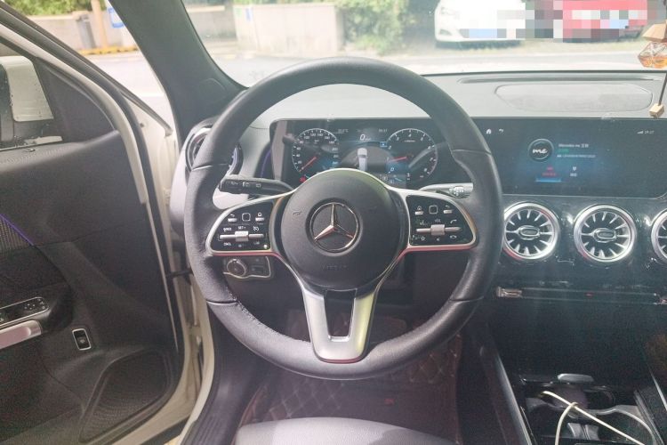 Used Mercedes-Benz GLB 2021 GLB 200 Fashion Model Steering Wheel