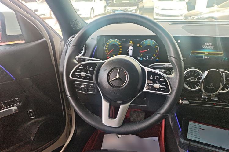 Used Mercedes-Benz GLB 2021 GLB 200 Dynamic Edition Steering Wheel