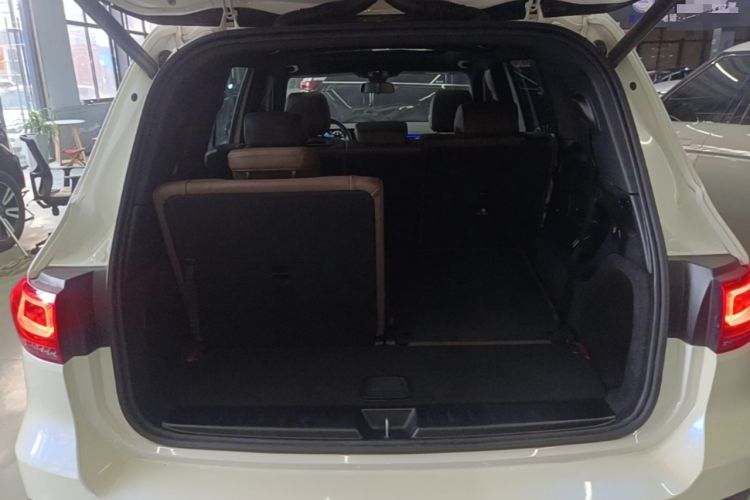 Used Mercedes-Benz GLB 2021 GLB 200 Fashion Model Trunk
