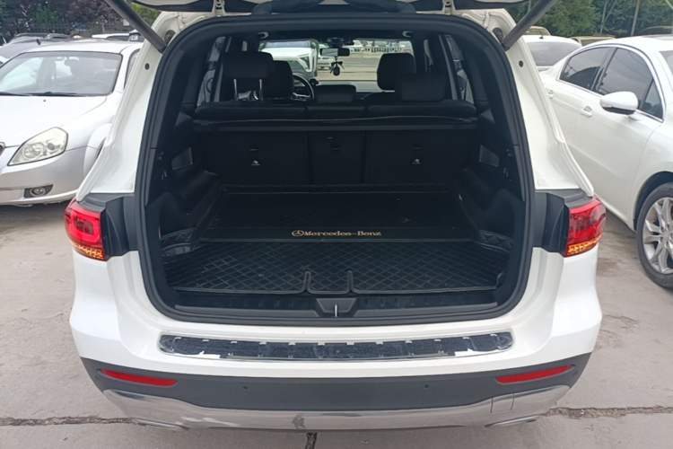 Used Mercedes-Benz GLB 2021 GLB 200 Dynamic Edition Trunk