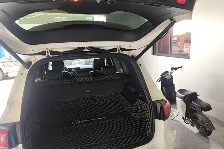 Used Mercedes-Benz GLB 2021 GLB 200 Dynamic Edition Trunk