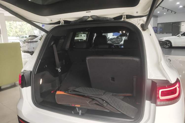 Used Mercedes-Benz GLB 2021 GLB 200 Fashion Model Trunk