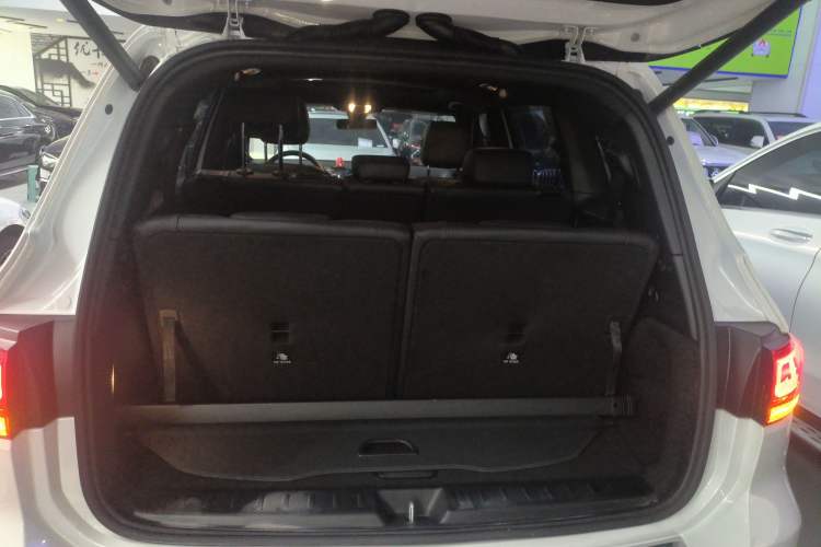 Used Mercedes-Benz GLB 2021 GLB 200 Fashion Model Trunk