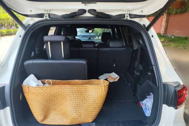 Used Mercedes-Benz GLB 2021 GLB 200 Fashion Model Trunk