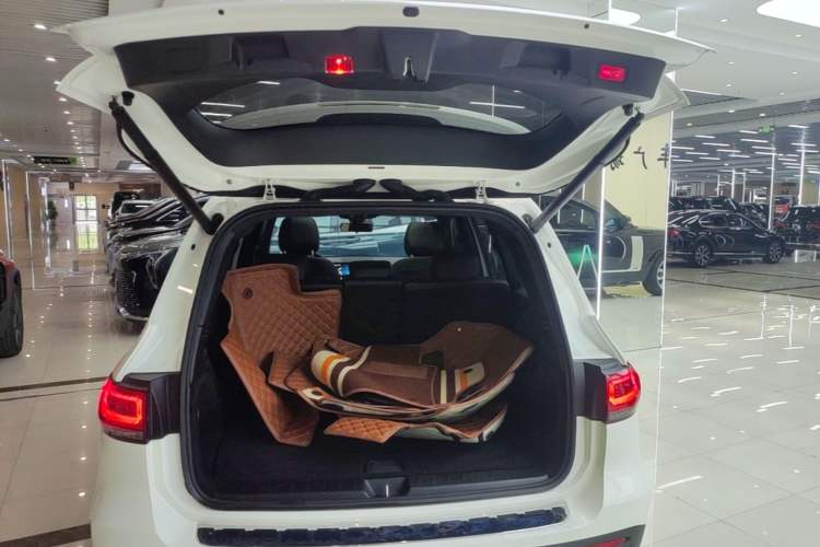 Used Mercedes-Benz GLB 2021 GLB 200 Dynamic Edition Trunk