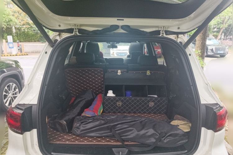 Used Mercedes-Benz GLB 2021 GLB 200 Fashion Model Trunk