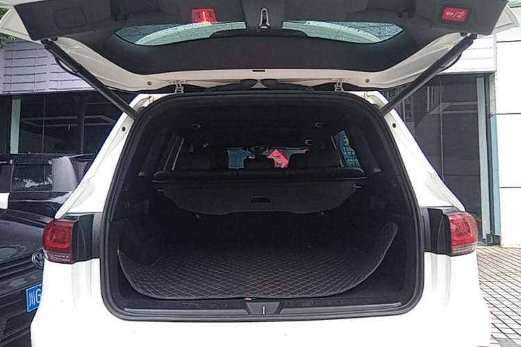 Used Mercedes-Benz GLB 2021 GLB 200 Dynamic Edition Trunk