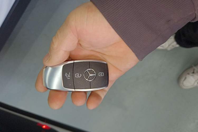 Used Mercedes-Benz GLB 2021 GLB 200 Fashion Model Vehicle Key