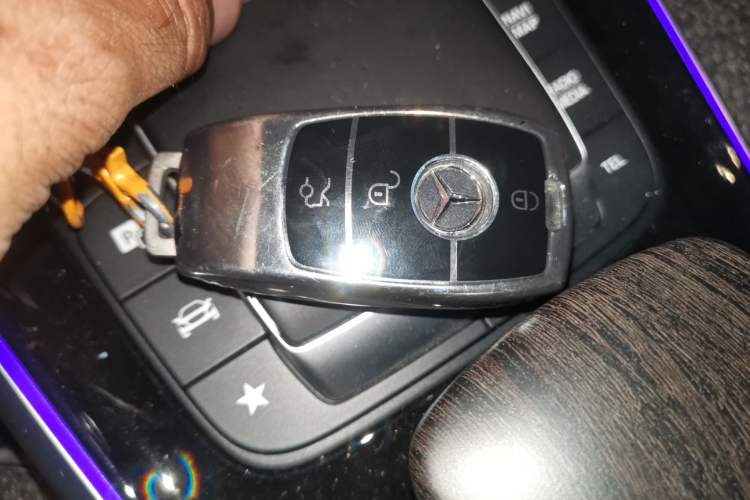 Used Mercedes-Benz GLB 2021 GLB 200 Fashion Model Vehicle Key