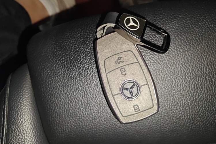 Used Mercedes-Benz GLB 2021 GLB 200 Fashion Model Vehicle Key
