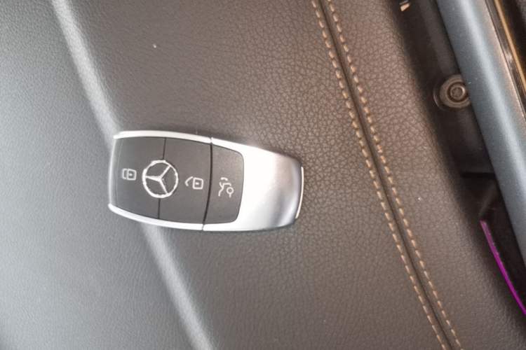 Used Mercedes-Benz GLB 2021 GLB 200 Fashion Model Vehicle Key