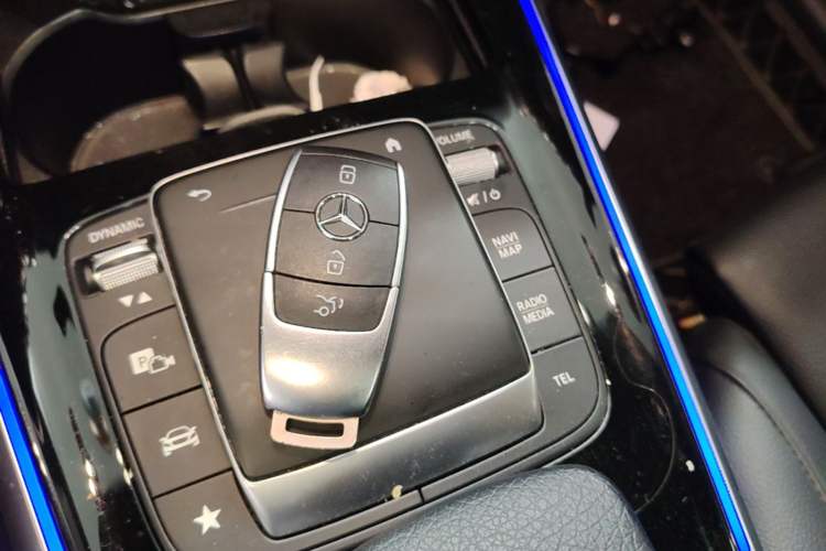 Used Mercedes-Benz GLB 2021 GLB 200 Fashion Model Vehicle Key