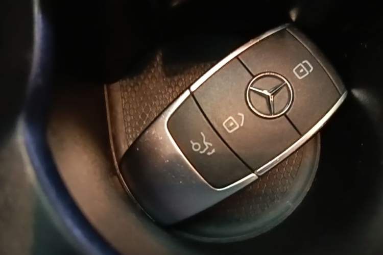 Used Mercedes-Benz GLB 2021 GLB 180 Dynamic Edition Vehicle Key
