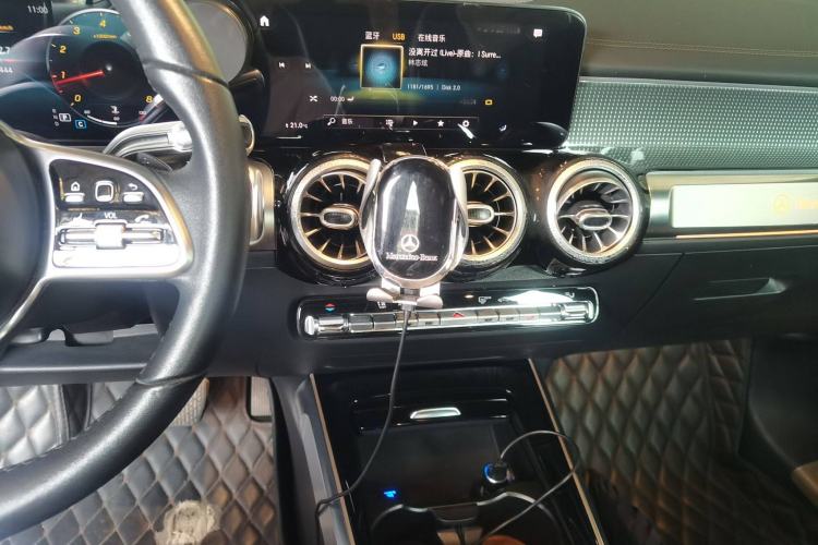 Used Mercedes-Benz GLB 2021 GLB 200 Dynamic Edition Audio And AC Panel