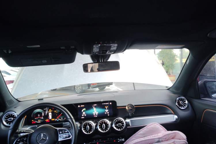 Used Mercedes-Benz GLB 2021 GLB 200 Dynamic Edition Headliner