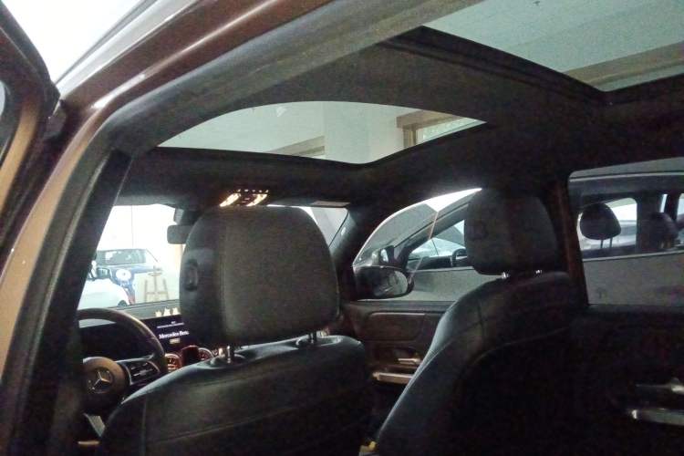 Used Mercedes-Benz GLB 2021 GLB 200 Dynamic Edition Headliner
