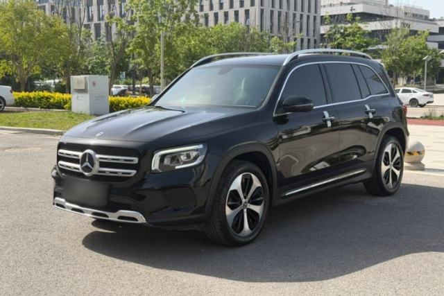 Used Mercedes-Benz GLB 2022 Updated GLB 200 Fashion Edition