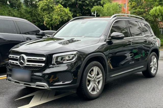 Ojetý Mercedes-Benz GLB 2022 Refresh GLB 200 Dynamic Edition