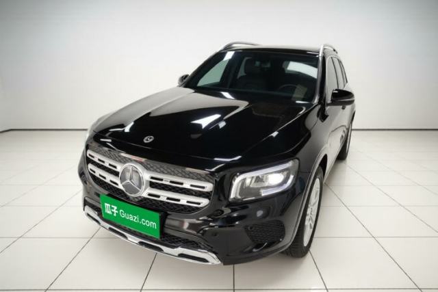 Ojetý Mercedes-Benz GLB 2022 Second Facelift GLB 200 Dynamic Edition