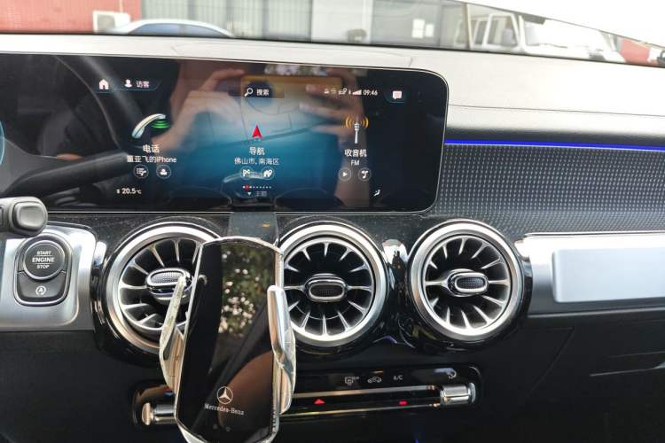 Used Mercedes-Benz GLB 2022 Refresh GLB 200 Dynamic Edition Audio And AC Panel