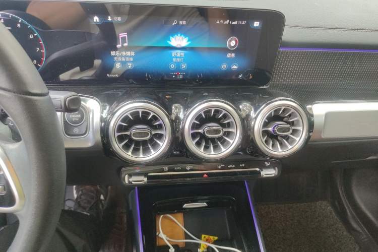 Used Mercedes-Benz GLB 2022 Refresh GLB 200 Dynamic Edition Audio And AC Panel