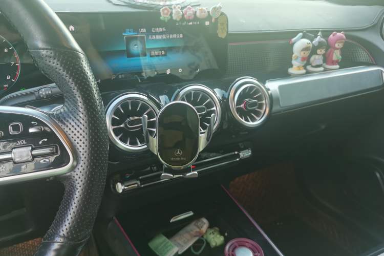 Used Mercedes-Benz GLB 2022 GLB 220 Dynamic Edition Audio And AC Panel