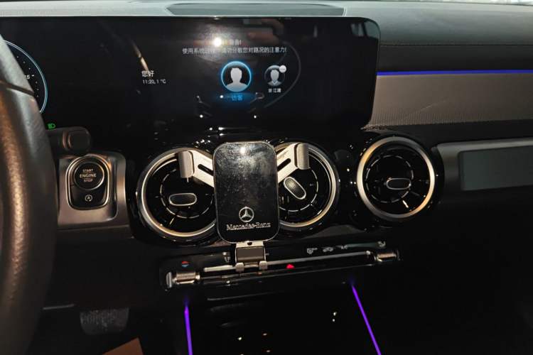 Used Mercedes-Benz GLB 2022 Second Facelift GLB 200 Dynamic Edition Audio And AC Panel