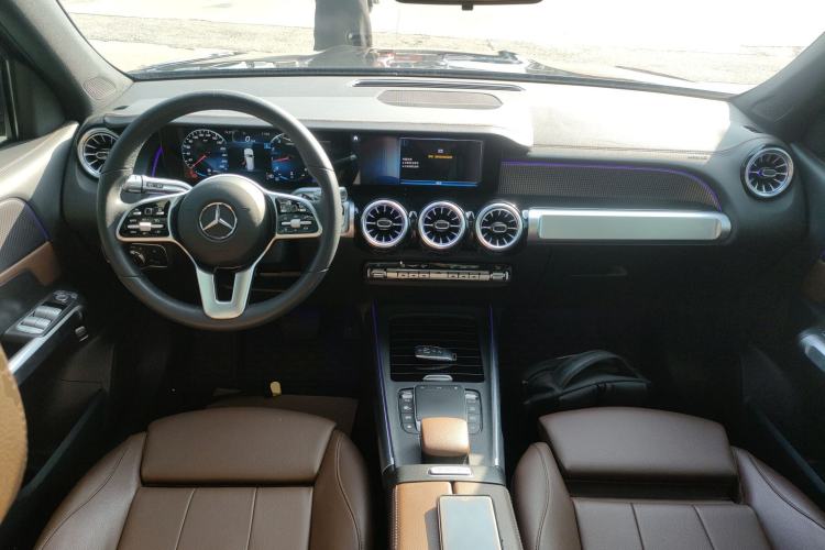 Used Mercedes-Benz GLB 2022 Refresh GLB 200 Dynamic Edition Center Console