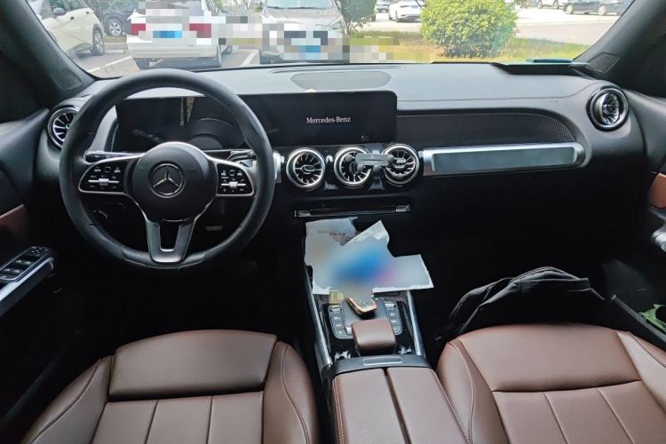 Used Mercedes-Benz GLB 2022 GLB 220 Dynamic Edition Center Console