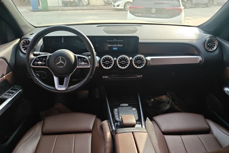 Used Mercedes-Benz GLB 2022 Refresh GLB 200 Dynamic Edition Center Console